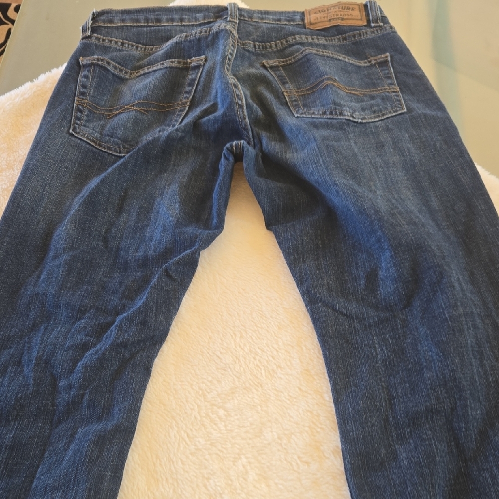 Levi's Blue Bootcut Jeans for Men - Picture 4 of 14
